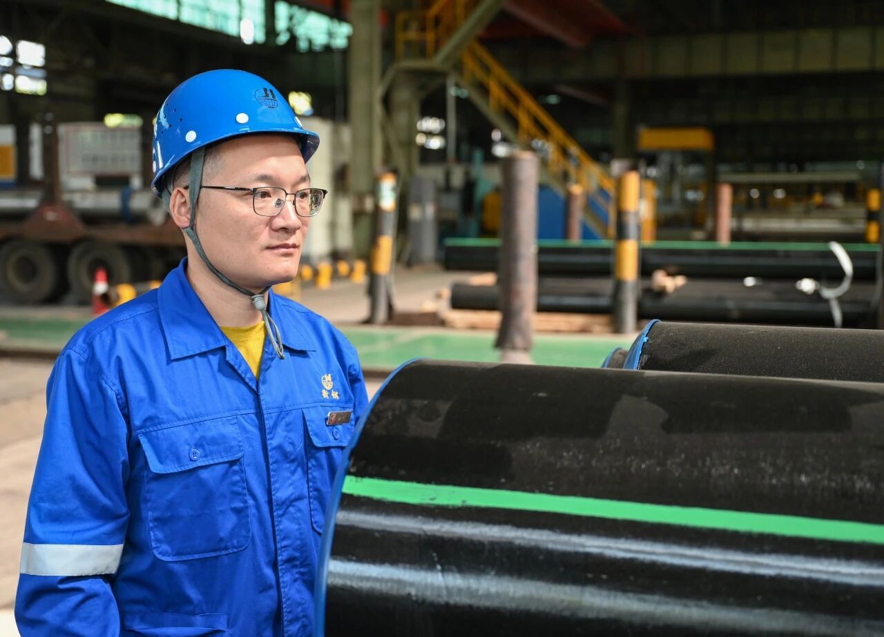 匠心鑄管  左國(guó)鋒獲評(píng)湖南省“新時(shí)代新雷鋒”