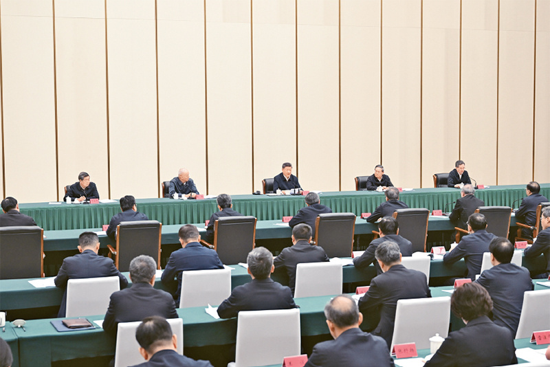 習(xí)近平：樹(shù)立和踐行正確政績(jī)觀