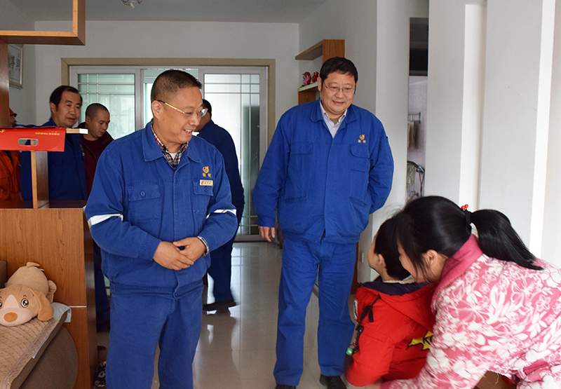 1579676364235360.jpg 凌仲秋慰問(wèn).jpg