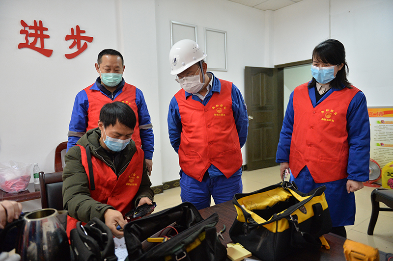 1583473496906883.jpg 雷鋒1.jpg